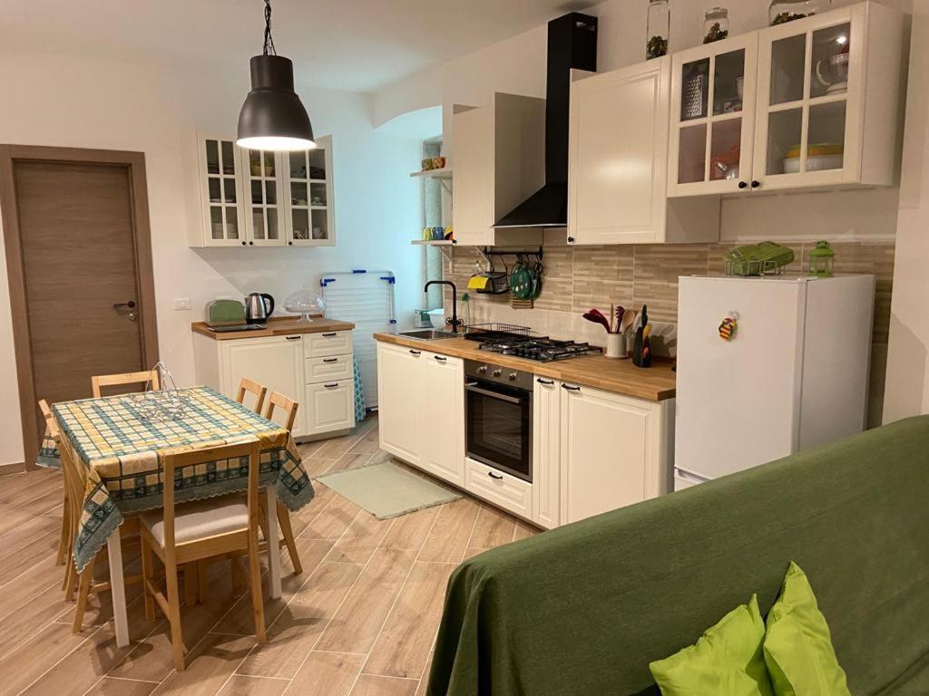 Casa Vacanze Nuanua Триест Экстерьер фото
